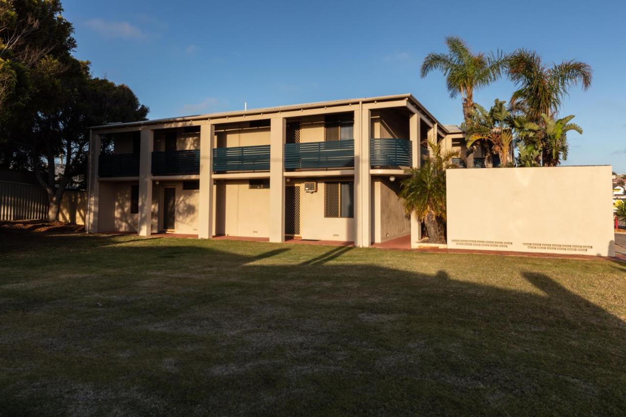Sails Geraldton Accommodation Экстерьер фото