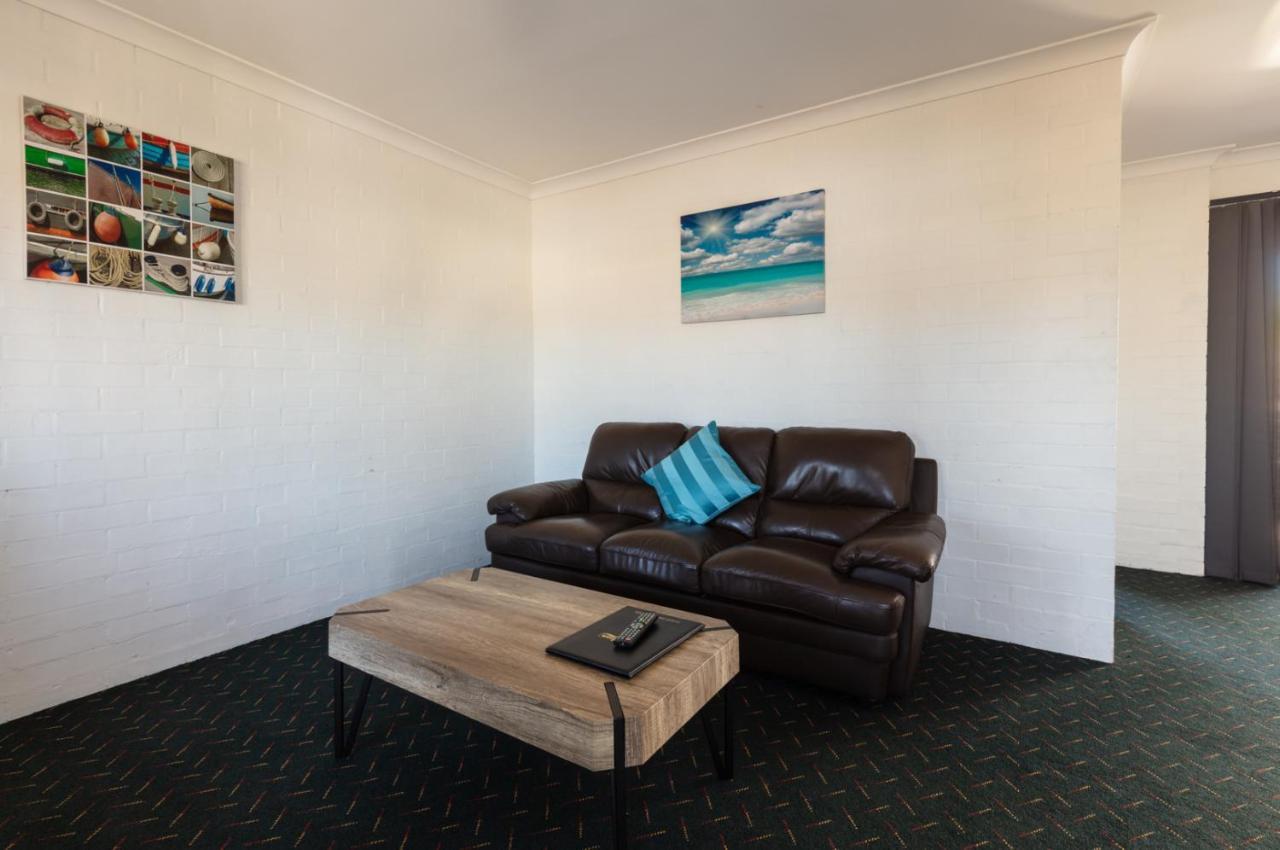 Sails Geraldton Accommodation Экстерьер фото