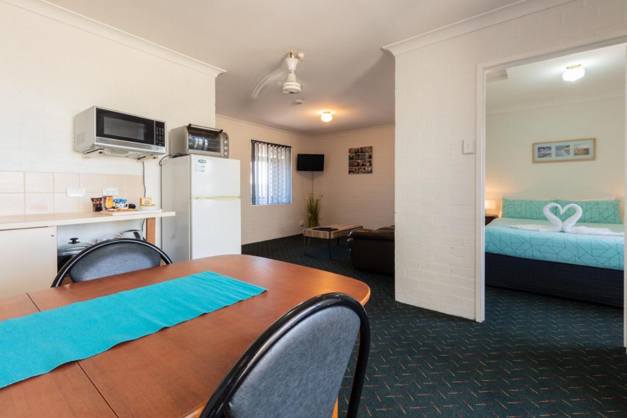 Sails Geraldton Accommodation Экстерьер фото